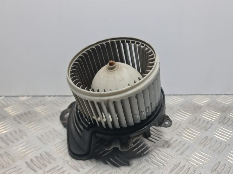 Motoras clima Opel Corsa E 2014-2019 13335075