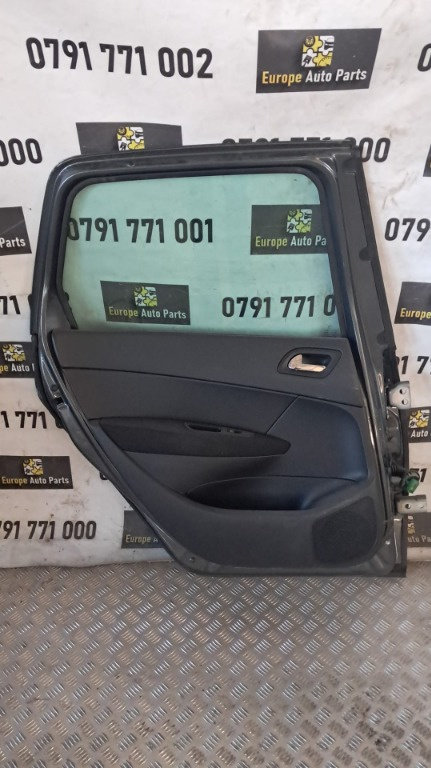 Motoras cu macara geam usa stanga spate Peugeot 308 1.6 HDI 111 Cp / 82 Kw ,transmisie manuala , an ...