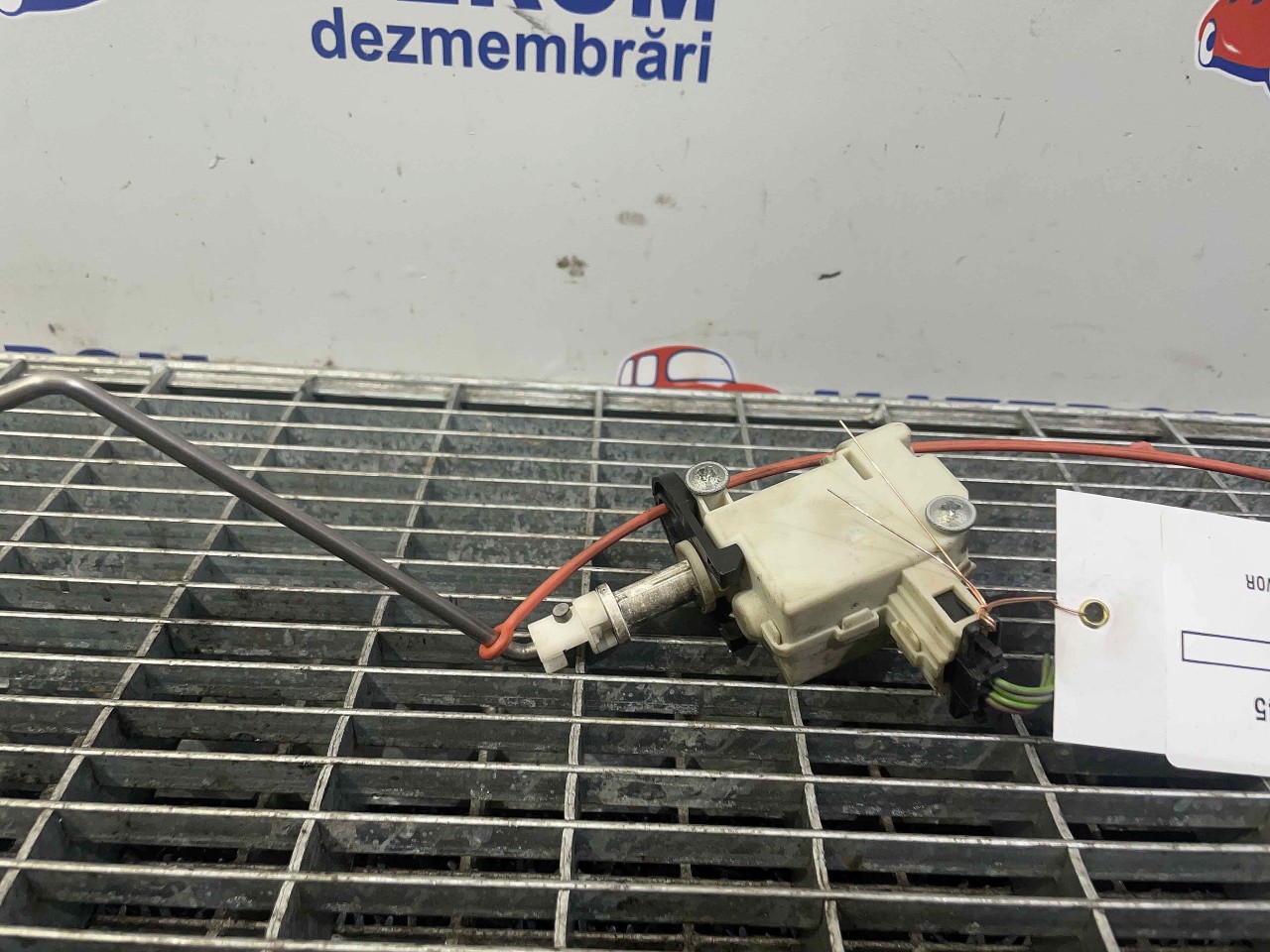 MOTORAS DESCHIDERE AUDI A3 - - (2007 201