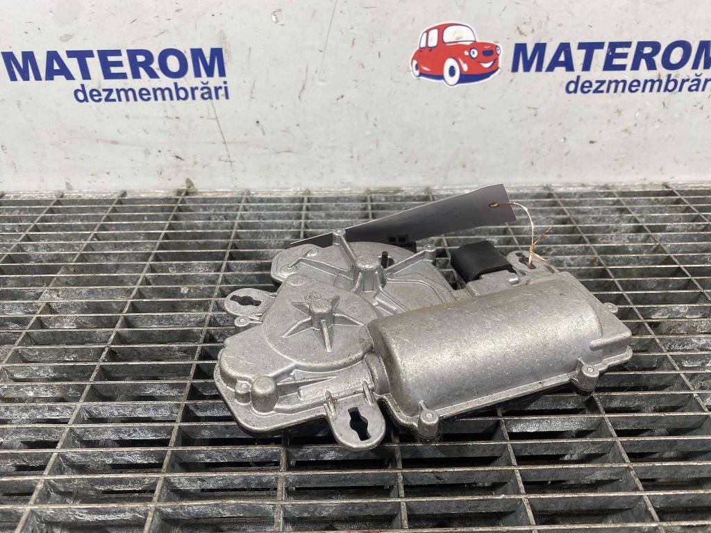 MOTORAS DESCHIDERE AUDI A4 - - (2015 2019)