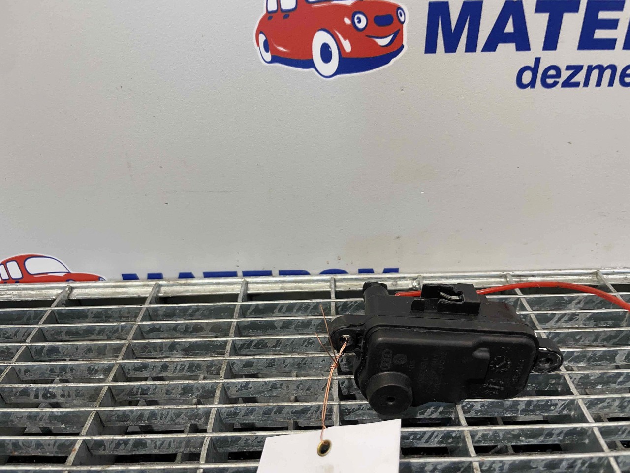 MOTORAS DESCHIDERE AUDI A6 - - (2011 2015)