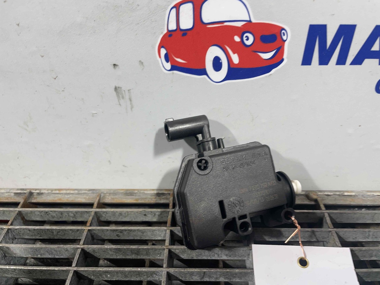 MOTORAS DESCHIDERE BMW SERIA 3 F 31 - - 