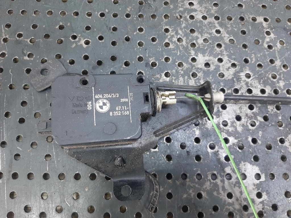 Motoras deschidere capac rezervor bmw seria 5 e39 8352168 6711-8352168