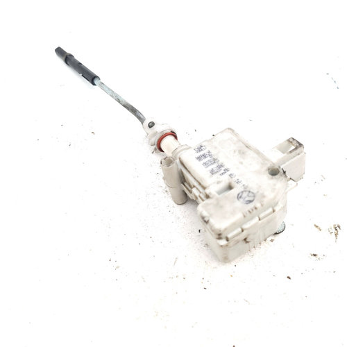 Motoras Deschidere Capac Rezervor VW PASSAT B5, B5.5 1996 - 2005 3B0959782, 3B08107735