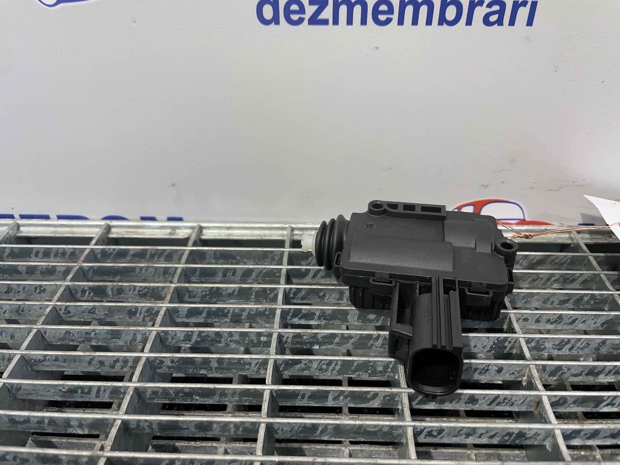 MOTORAS DESCHIDERE FORD ECOSPORT ECOSPORT - - (2013 2018)