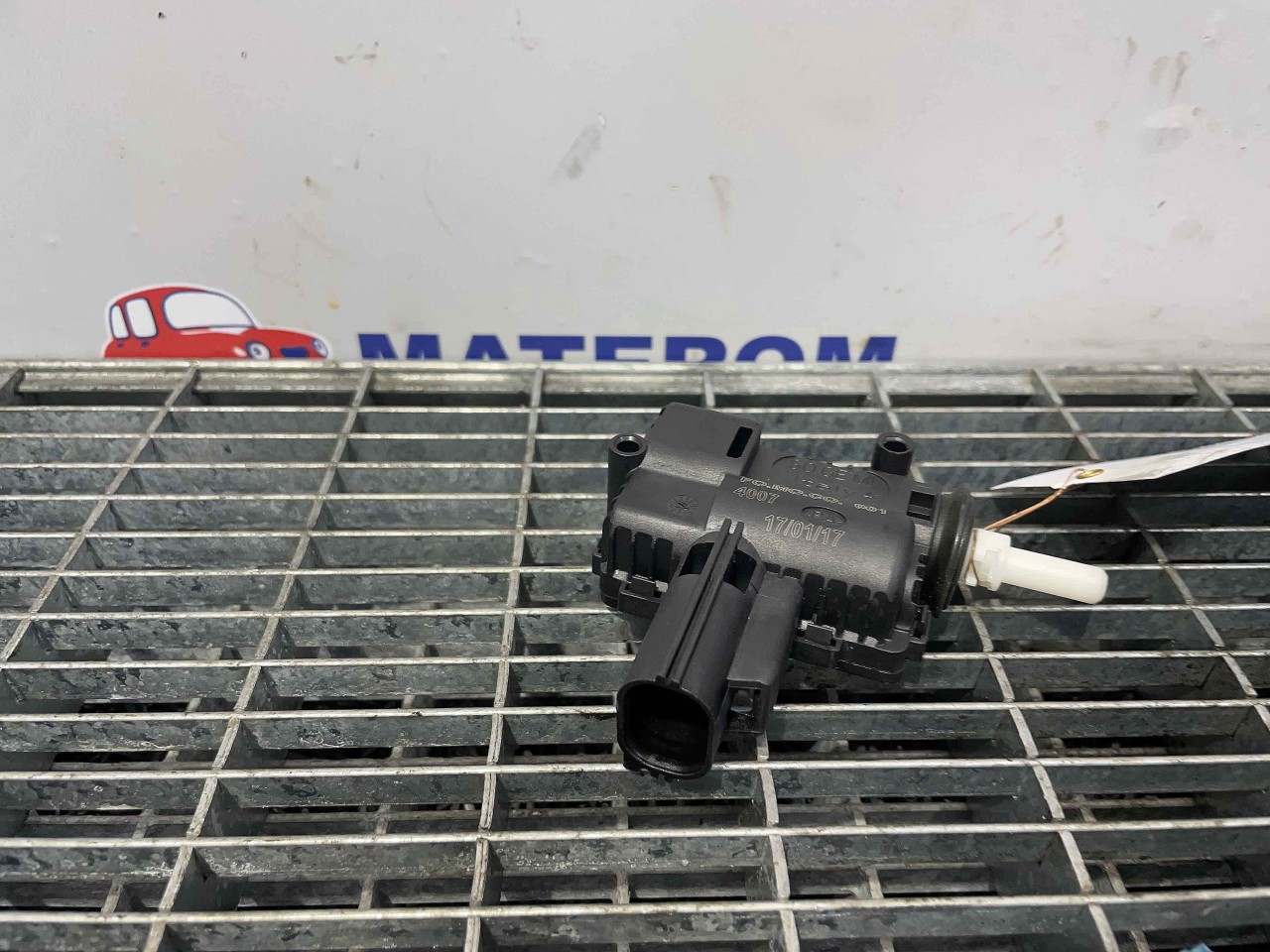 MOTORAS DESCHIDERE FORD MONDEO - - (2014 2019)