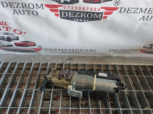 Motoras deschidere haion stanga soft close Audi Q7 4L cod piesa : 4l0910945