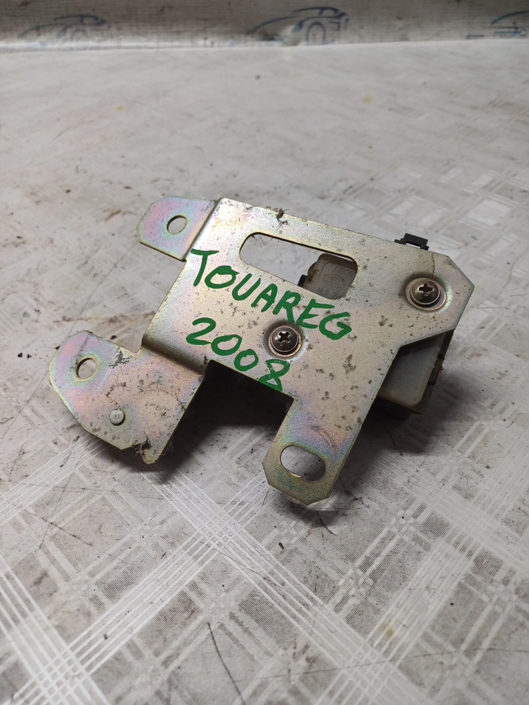 Motoras deschidere haion Volkswagen Touareg - Motorina 2008, 7L6827425