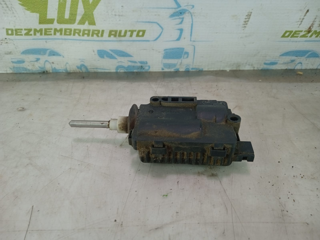 Motoras deschidere rezervor 13158426 Opel Astra H [2004 - 2007]