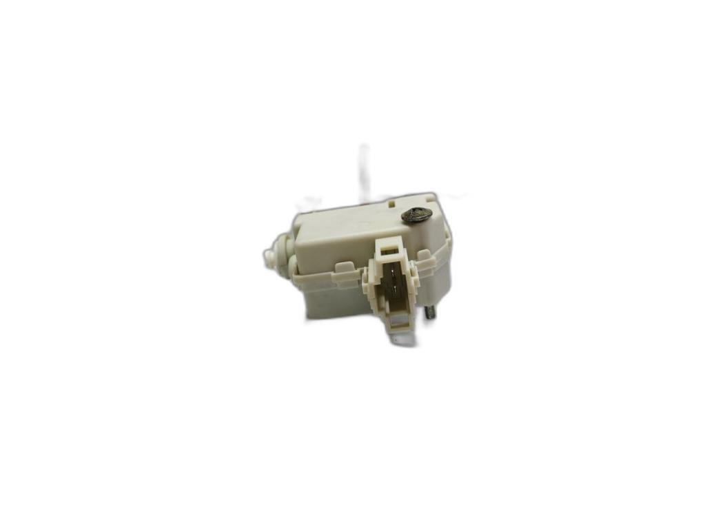 Motoras deschidere rezervor Audi A3 (8P) Coupe 2004 2.0 TDI OEM 8P0862153A