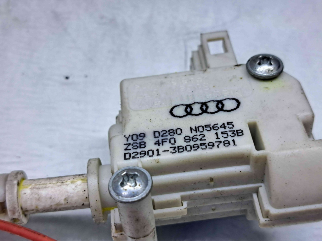 Motoras deschidere rezervor Audi A6 Avant (4F5, C6) [Fabr 2005-2010] 4F0862153B