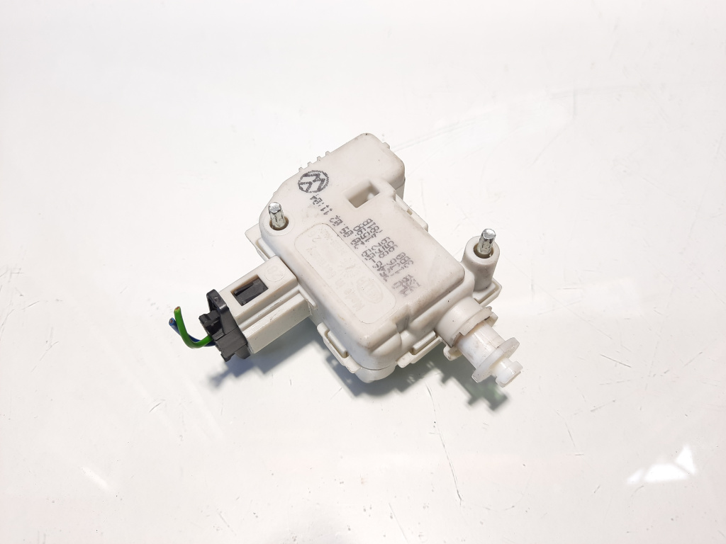 Motoras deschidere rezervor, cod 1J6862159A, Vw Golf 4 (1J1) (id:485031)
