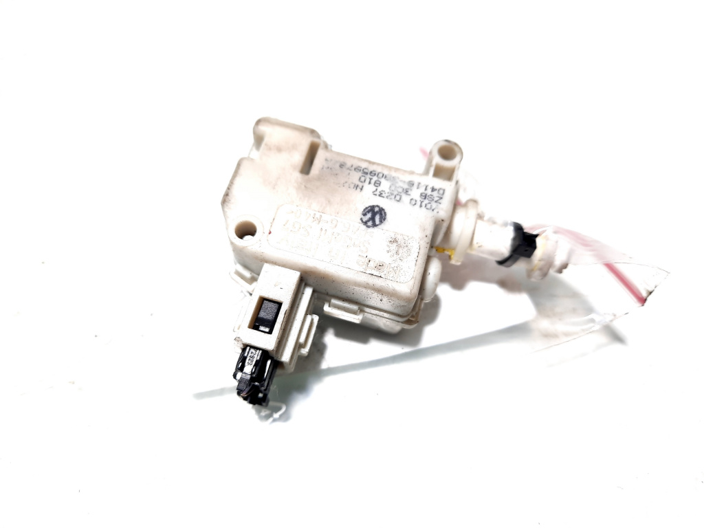 Motoras deschidere rezervor, cod 3C0810773A, VW Passat Variant (3C5) (id:514291)