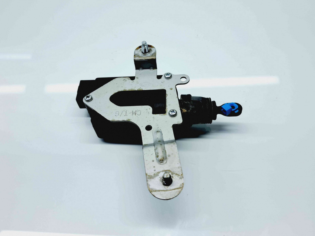 Motoras deschidere rezervor Hyundai Santa Fe 2 (CM) [Fabr 2005-2012] OEM