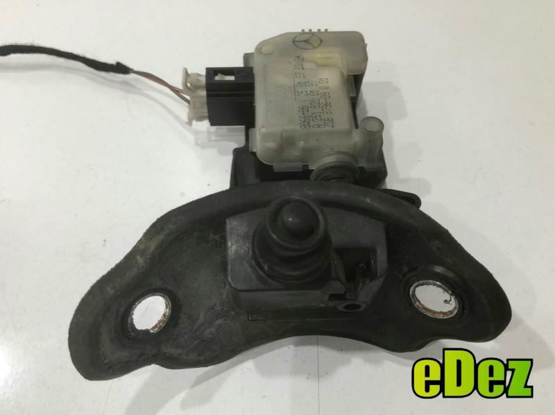 Motoras deschidere rezervor Mercedes ML (2006-2011)[w164] a2518200197
