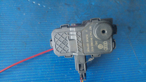 Motoras deschidere rezervor porsche cayenne 92a dupa 2010 8k0862153e