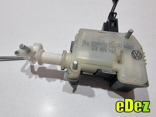 Motoras deschidere rezervor Volkswagen Golf 5 Plus (2004-2008) 1K5959782