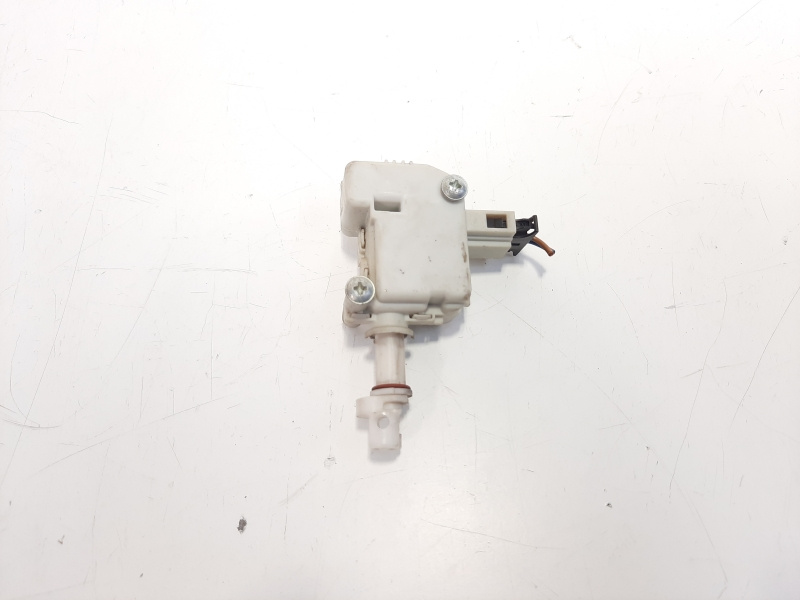 Motoras deschidere usa rezervor, cod 1J6810773B, Vw Golf 4 (1J1) (id:266722)