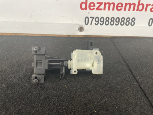 Motoras deschidere usa rezervor Mercedes Benz R Class W251 R 350 CDI 4Matic sedan 2011 (A2518200197)