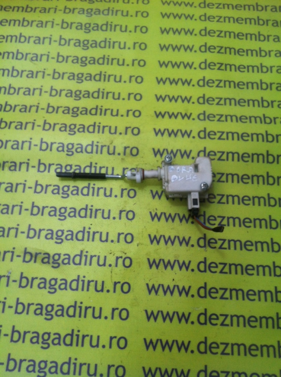 Motoras deschidere usita rezervor Volkswagen VW Bora [1998 - 2005] Sedan 1.6 16V MT (105 hp) (1J2)
