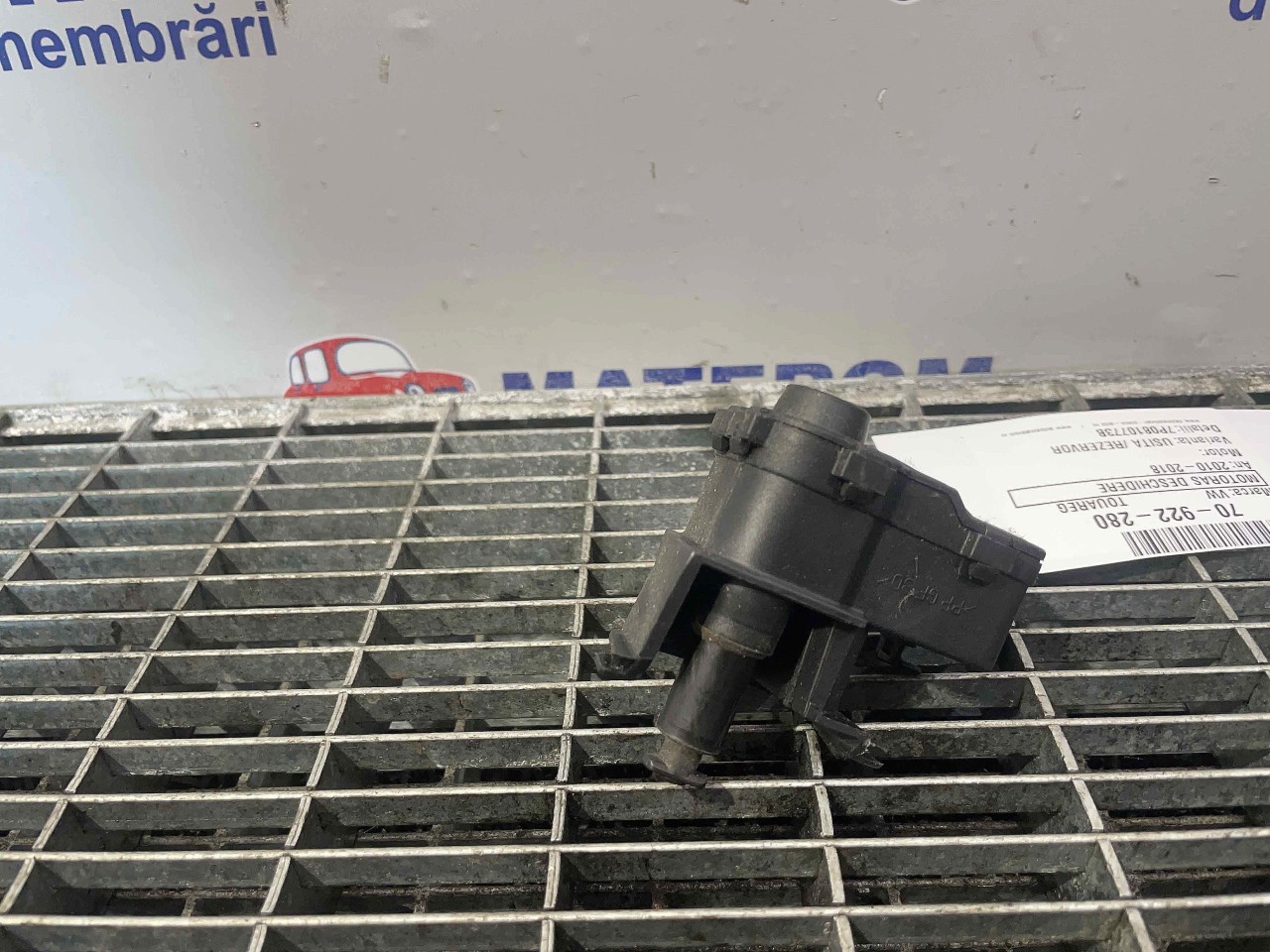 MOTORAS DESCHIDERE VW TOUAREG - - (2010 2018)