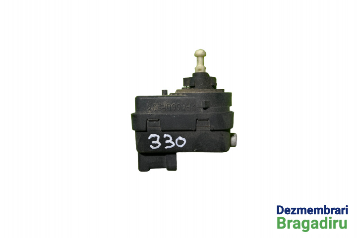Motoras far Renault Megane 2 [2002 - 2006] Hatchback 3-usi 1.9 dCi MT (120 hp) II (BM0/1_ CM0/1_)