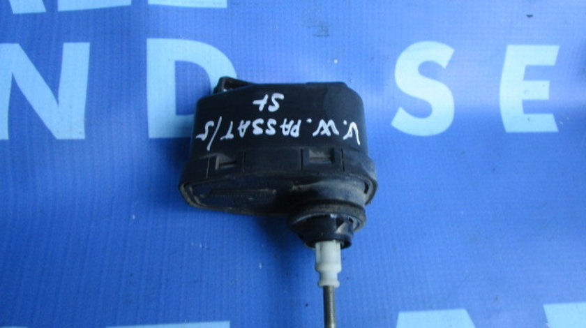 Motoras faruri VW Passat B4 : 00437553