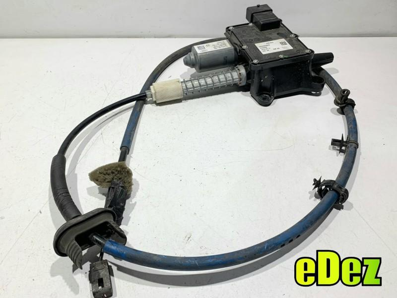 Motoras frana de mana Peugeot 5008 (2009-2013) 9673081580