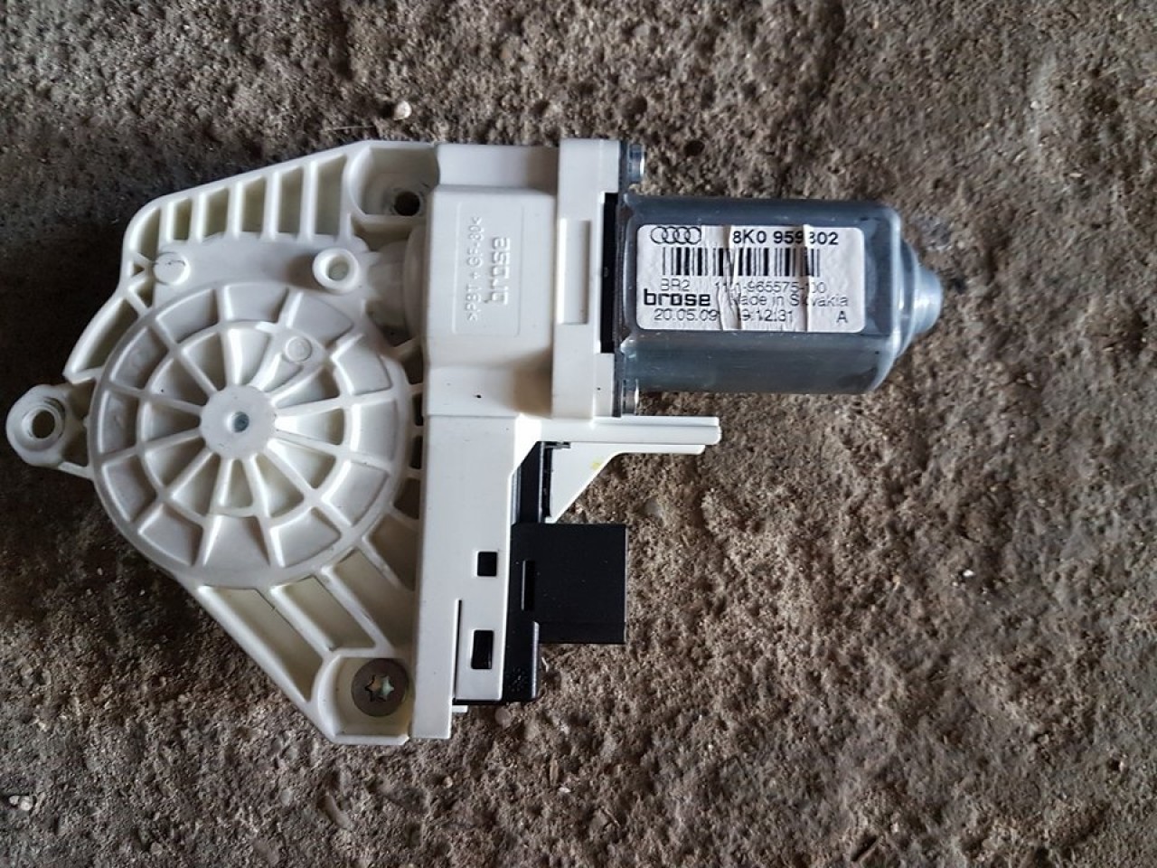 Motoras geam 8k0959802 dreapta fata audi a5 8t