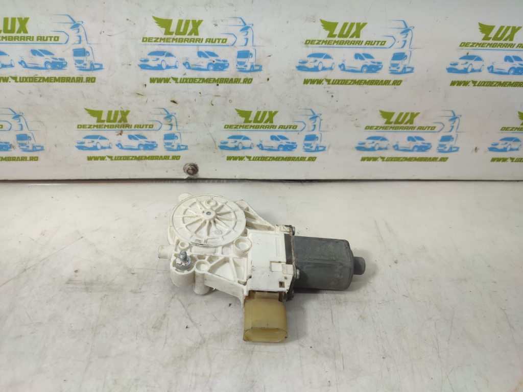 Motoras geam dreapta fata 0130822227 BMW X1 E84 [2009 - 2012]
