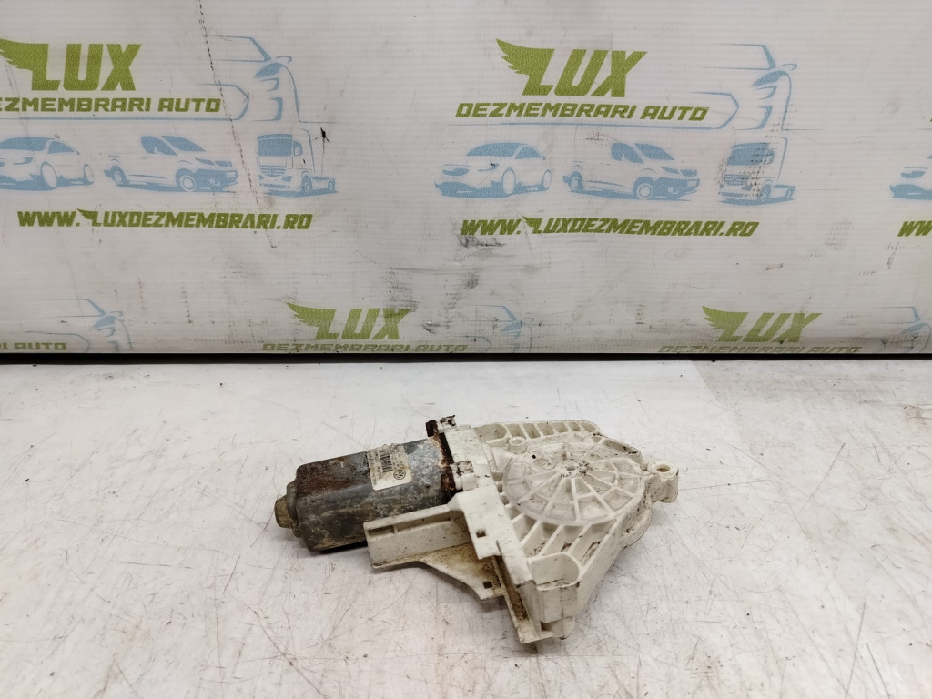 Motoras geam dreapta fata 1k0959702ac Volkswagen VW Passat B6 [2005 - 2010]