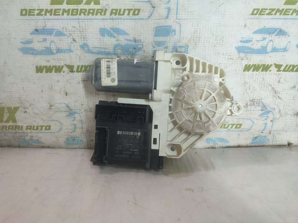 Motoras geam dreapta fata 1k0959793n Vol