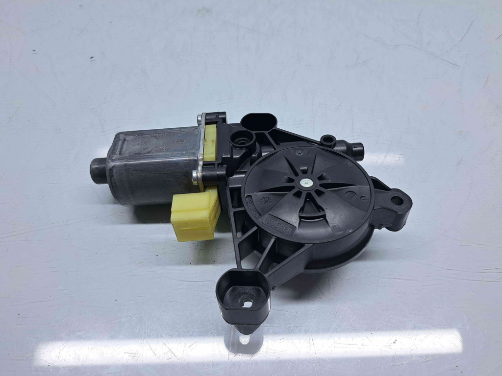 Motoras geam dreapta fata Audi A3 Sportback (8VA) Hatchback [Fabr 2012-2020] S850202099