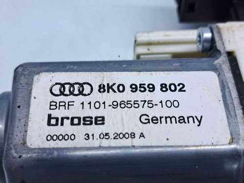 Motoras geam dreapta fata Audi A4 (8K5, B8) Avant [Fabr 2008-2015] 8K0959802