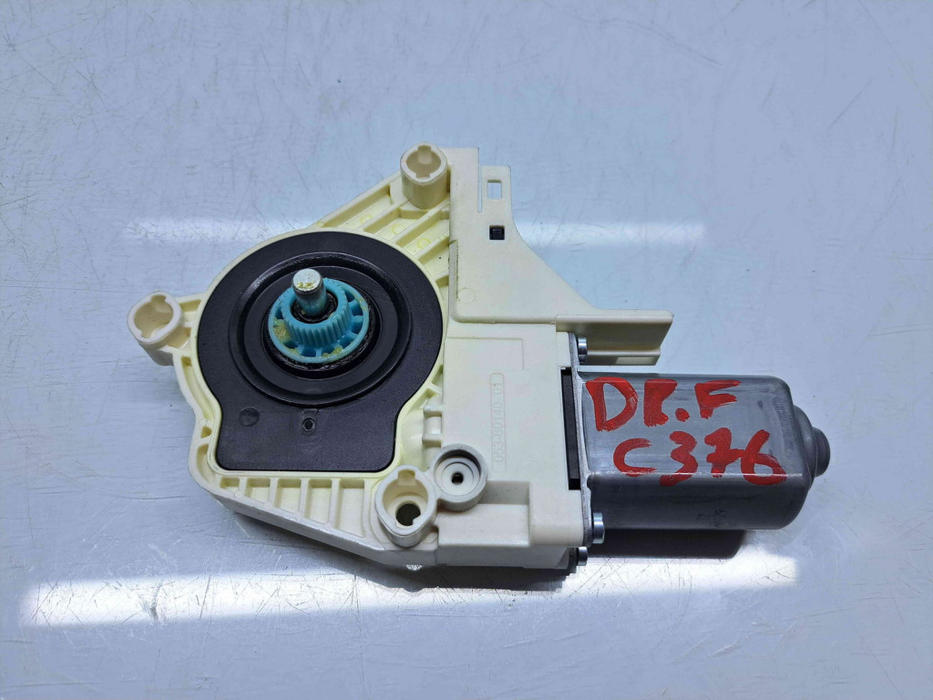 Motoras geam dreapta fata Audi A6 (4G2, C7) [Fabr 2012-2017]