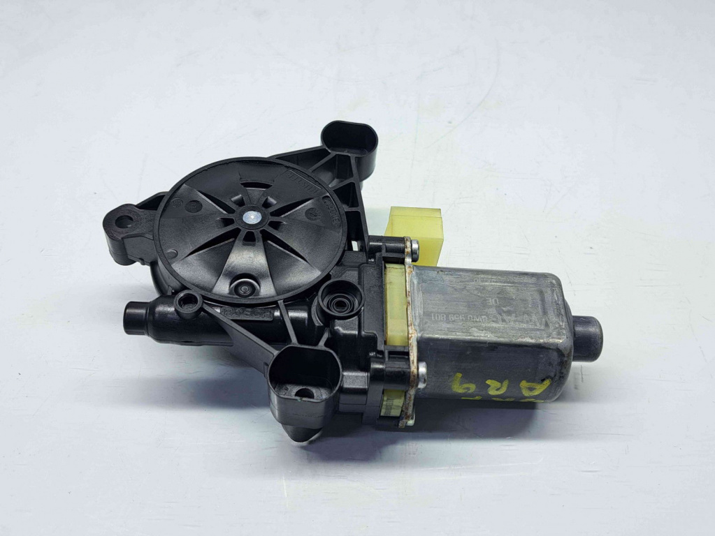 Motoras geam dreapta fata Audi Q7 (4MB) [ Fabr 2015-prezent] 8W0959801