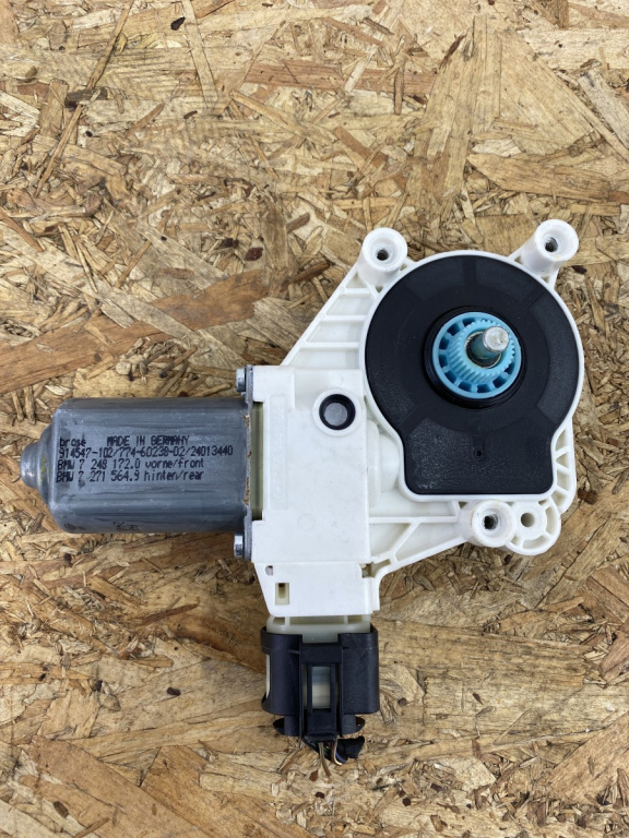 Motoras geam dreapta fata BMW 520 d F11 F10 combi 2013 (72481720)