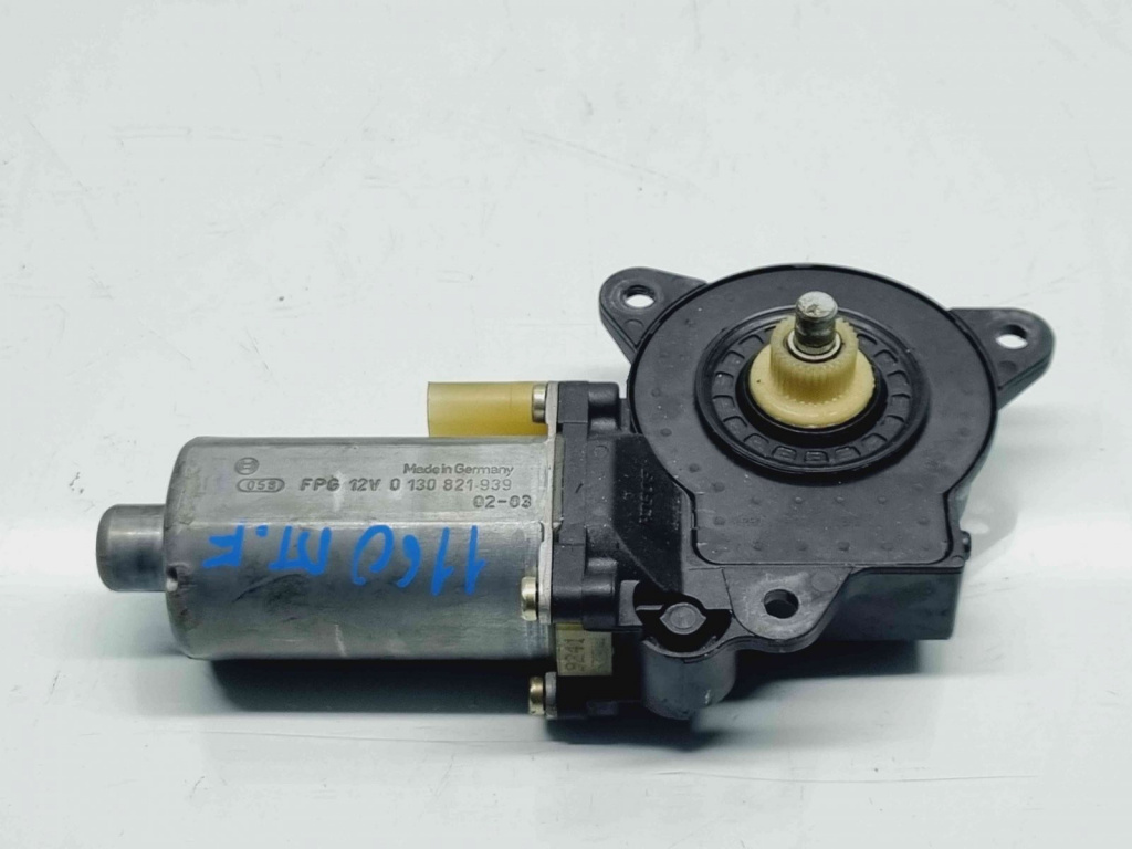 Motoras geam dreapta fata Ford Fiesta 5 [Fabr 2001-2010] 0130821939