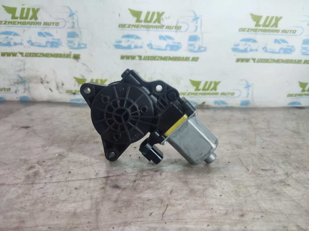 Motoras geam dreapta fata Hyundai Tucson 3 [2015 - 2020] 2.0 crdi D4HA