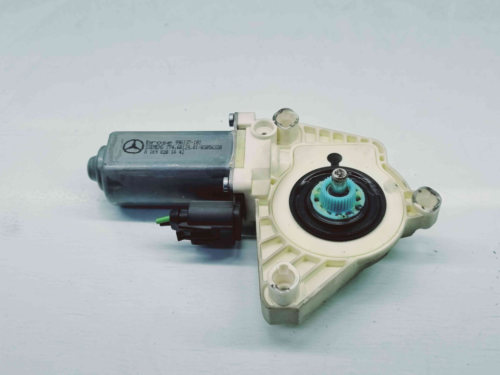Motoras geam dreapta fata Mercedes Clasa A (W168) [Fabr 1997-2004] A1698201642