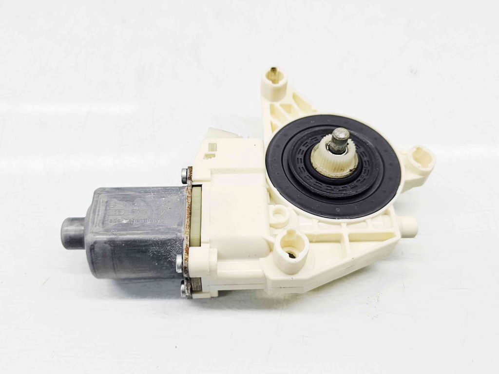 Motoras geam dreapta fata Mercedes Clasa A (W176) [Fabr 2012-2018] A2469065200