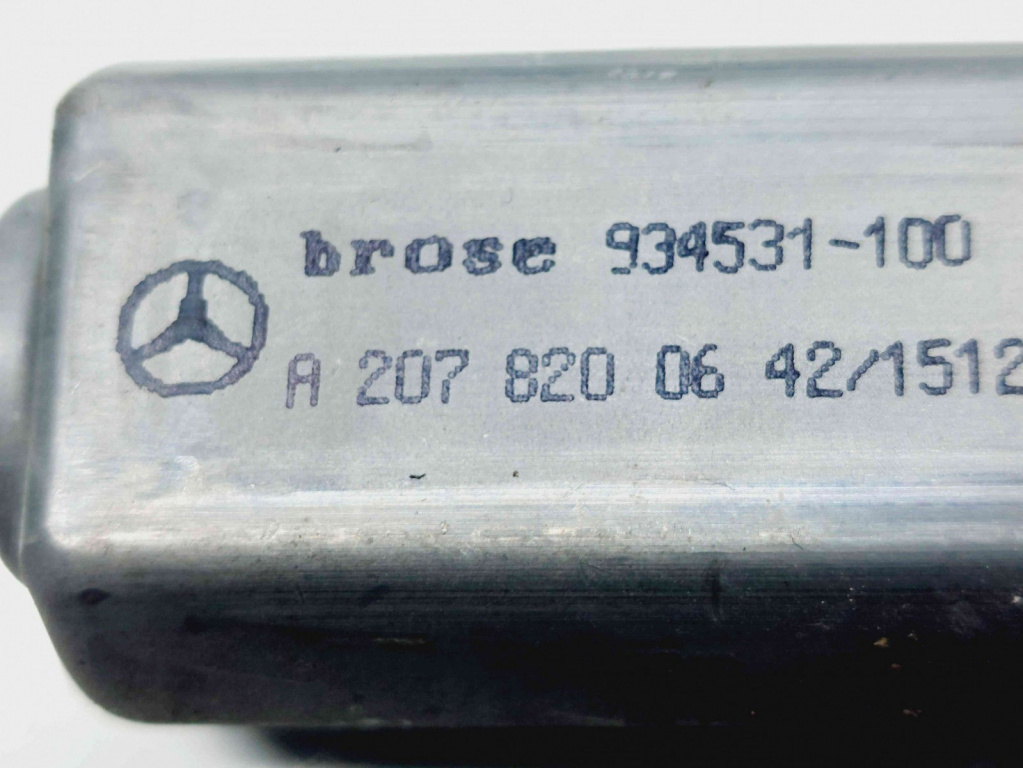 Motoras geam dreapta fata Mercedes Clasa E (W207) Coupe AMG [Fabr 2009-2012] A2078200642