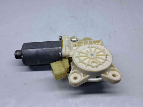 Motoras geam dreapta fata Mercedes Clasa E (W211) [Fabr 2002-2009] A2118203042