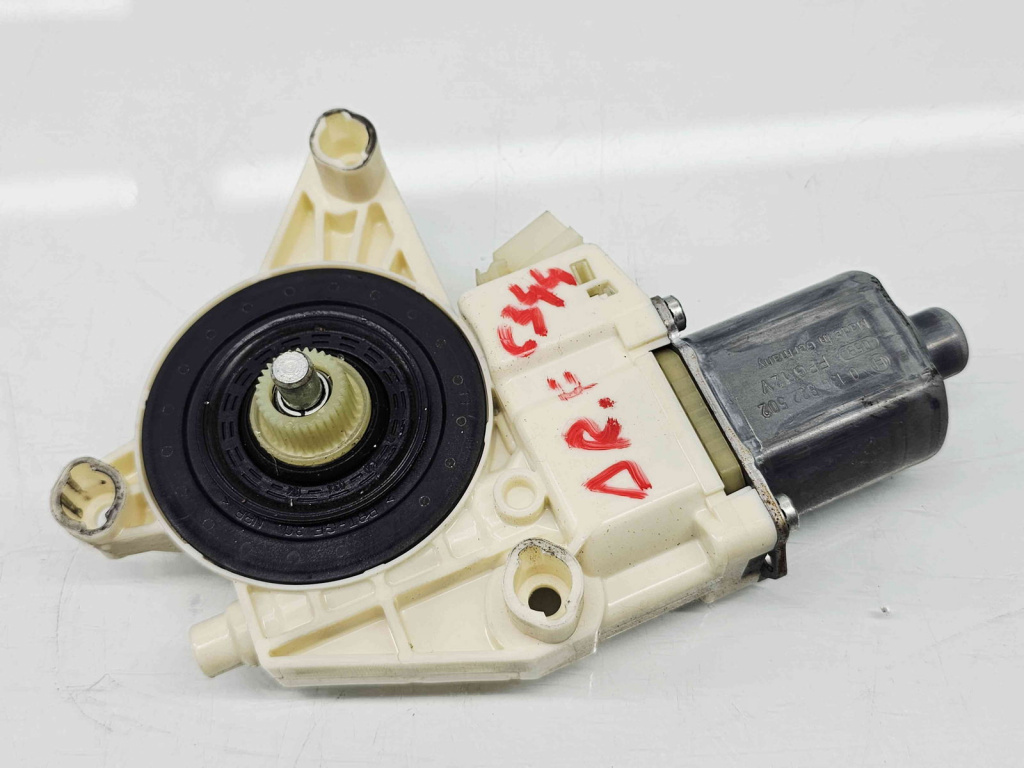 Motoras geam dreapta fata Mercedes Clasa E (W212) AMG [Fabr 2009-2016] A2048200242