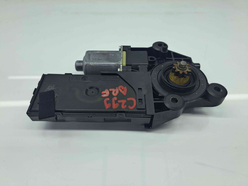 Motoras geam dreapta fata Renault Megane 3 (B95) [Fabr 2008-2016] 0130822478