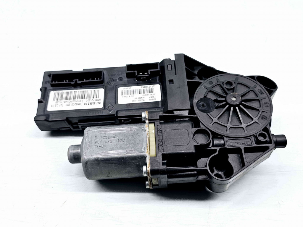 Motoras geam dreapta fata Renault Megane 3 Combi [Fabr 2008-2015] 0130822478 807302821R