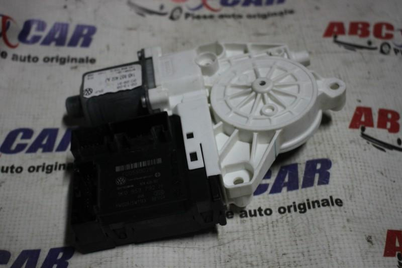 Motoras geam dreapta fata Volkswagen Jetta 5 2005-2010 1K5837402AJ