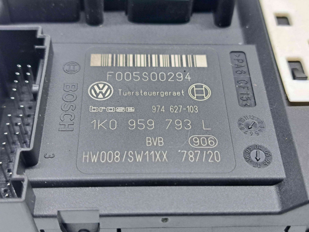 Motoras geam dreapta fata Volkswagen Passat B6 (3C2) [Fabr 2005-2010] 1K0959701P 1K0959793L