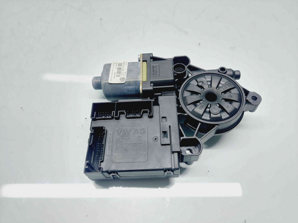 Motoras geam dreapta fata Volkswagen Passat B7 (362) [Fabr 2010-2014] 3AA959701A / 3C0959792C