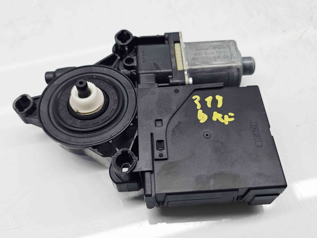 Motoras geam dreapta fata Volkswagen Passat B7 (362) [Fabr 2010-2014] 988705308